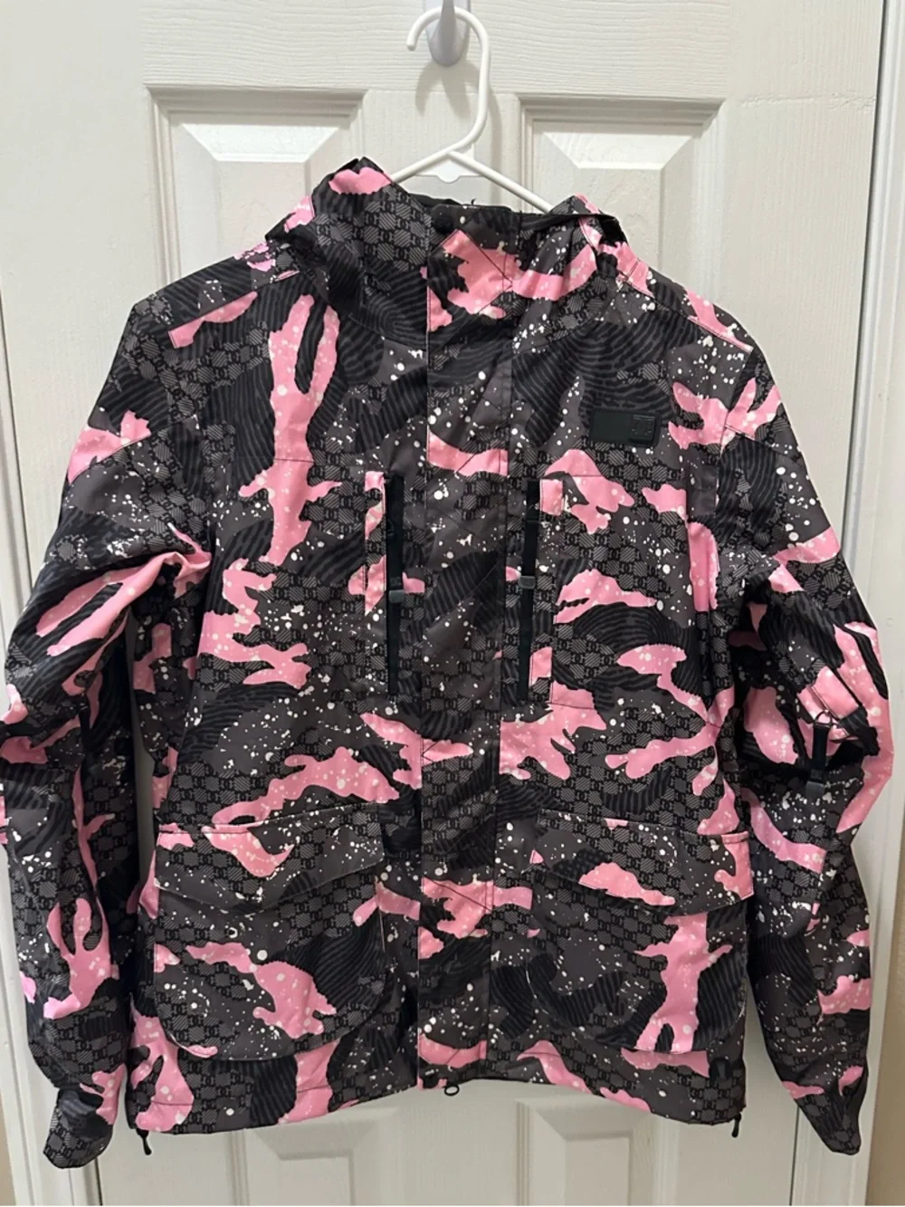 DC Snow ski Jacket size XS pink gray camo